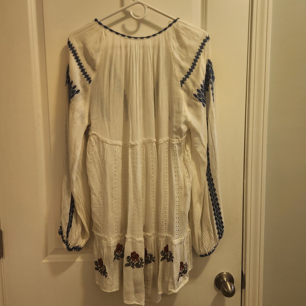 Free People Embroidered Boho Mini Dress Ivory Blue White Tassel Eyelet Small - Picture 8 of 12